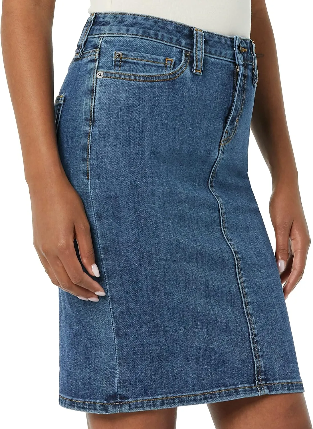 Amazon Essentials Women's Classic 5-Pocket Denim Skirt (Available in Plus Size)