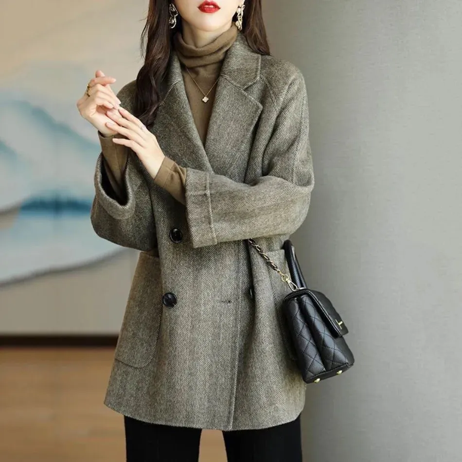 Coco - Cozy Chic Coat