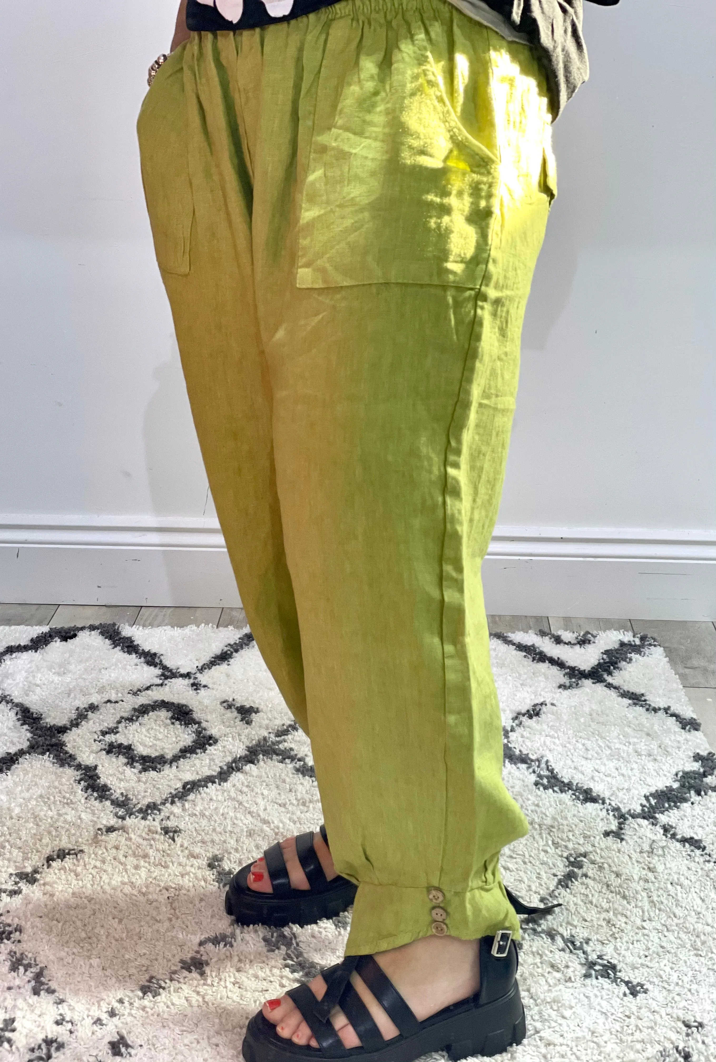 Eden Milford wooden Button 100 % Linen Cuff Bottom Trousers with pockets