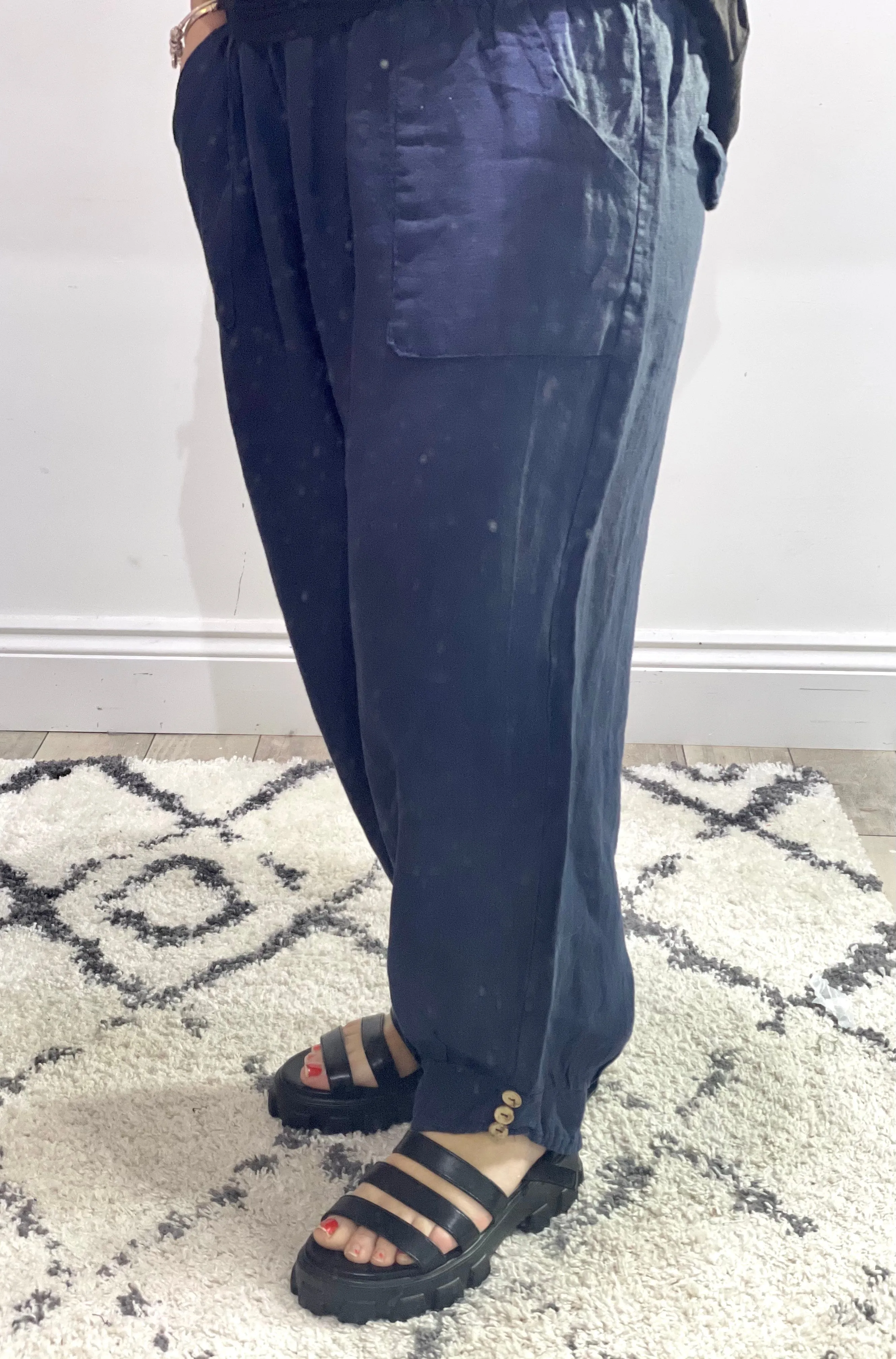 Eden Milford wooden Button 100 % Linen Cuff Bottom Trousers with pockets