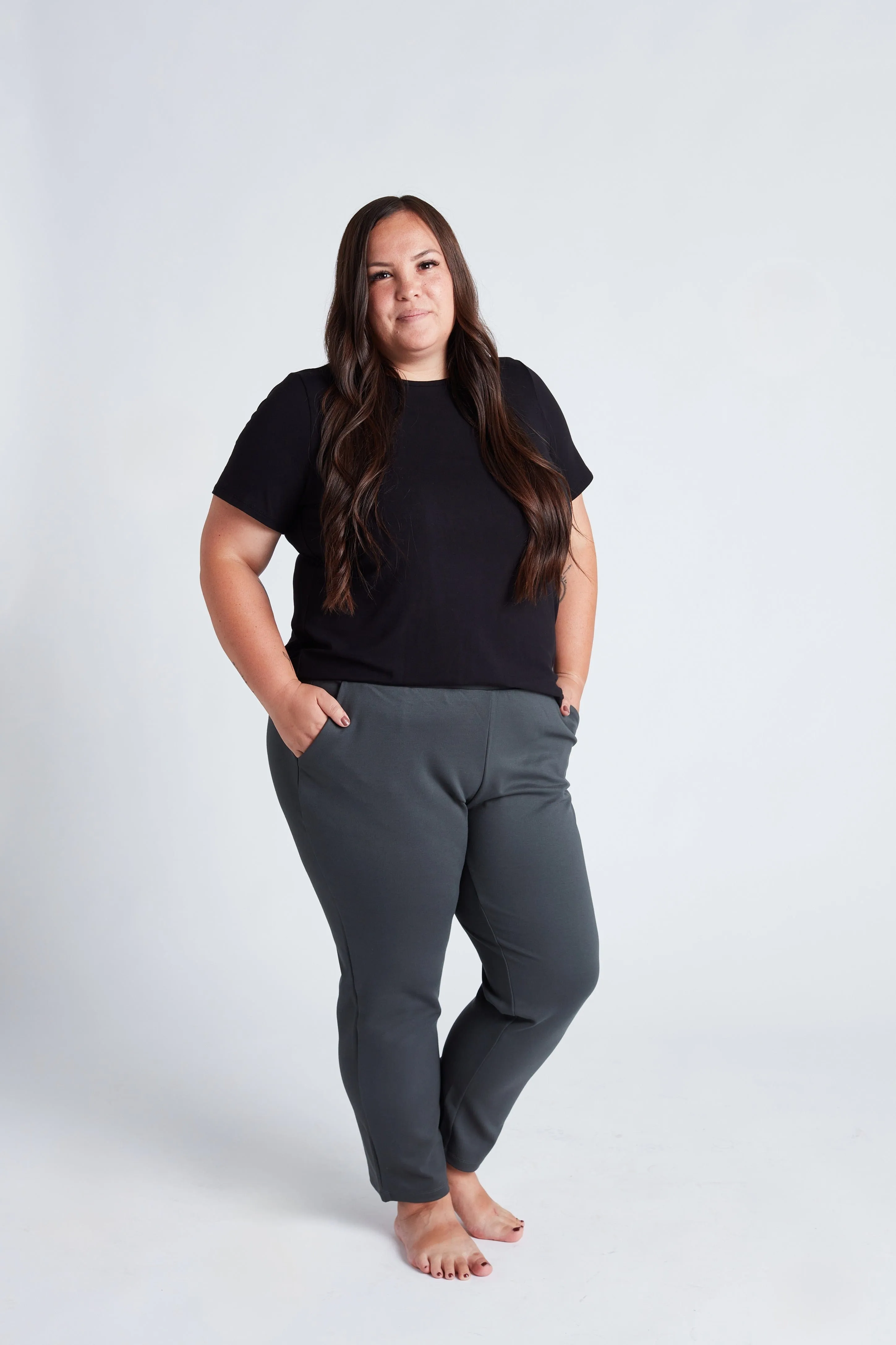 Essential Crew Tee in Onyx - XS ONLY