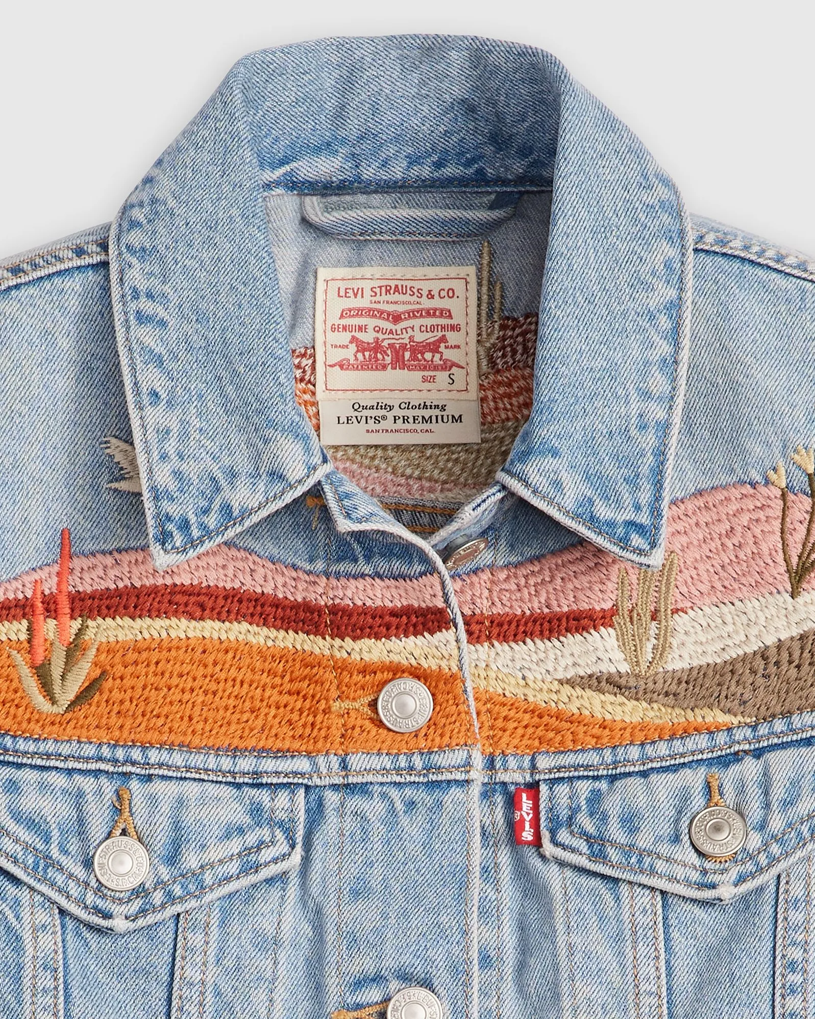Levi's® Womens Embroidered XS Trucker Vest - Desert Utopia