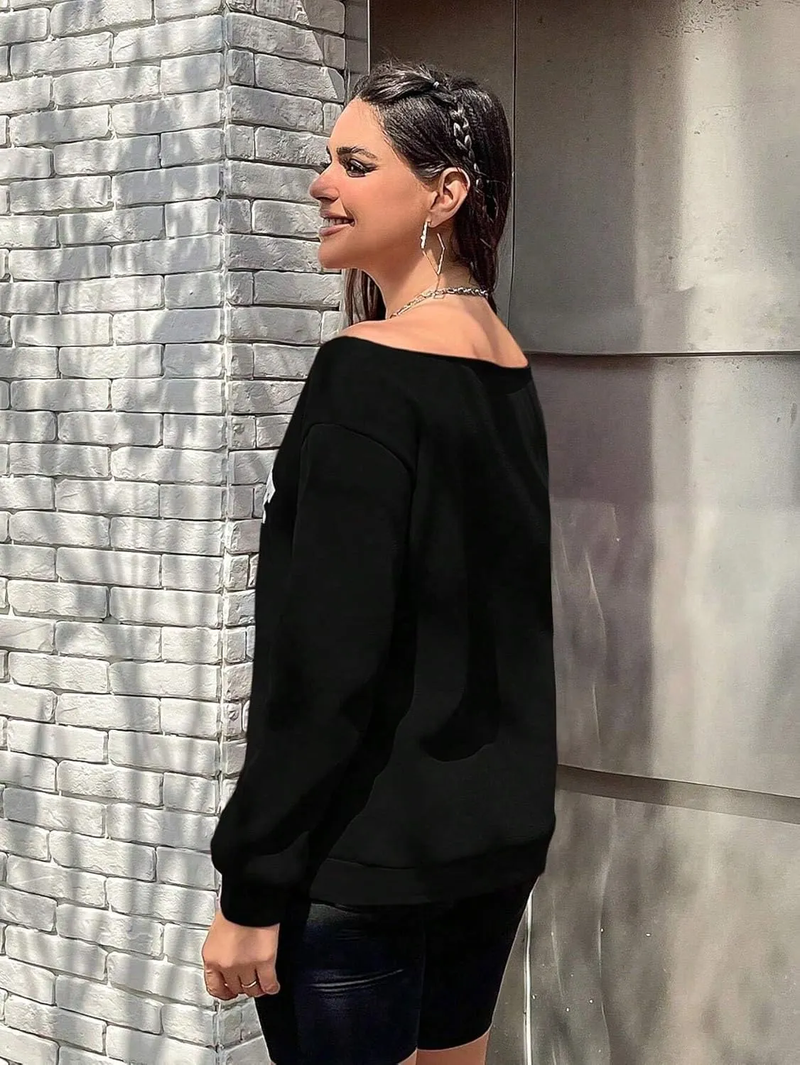 QUCH Womens Oversized Sweatshirt Off Shoulder Sweatshirt Casual Long Sleeve Pullover Sweatshirt Fall Sweaters Shirts Top