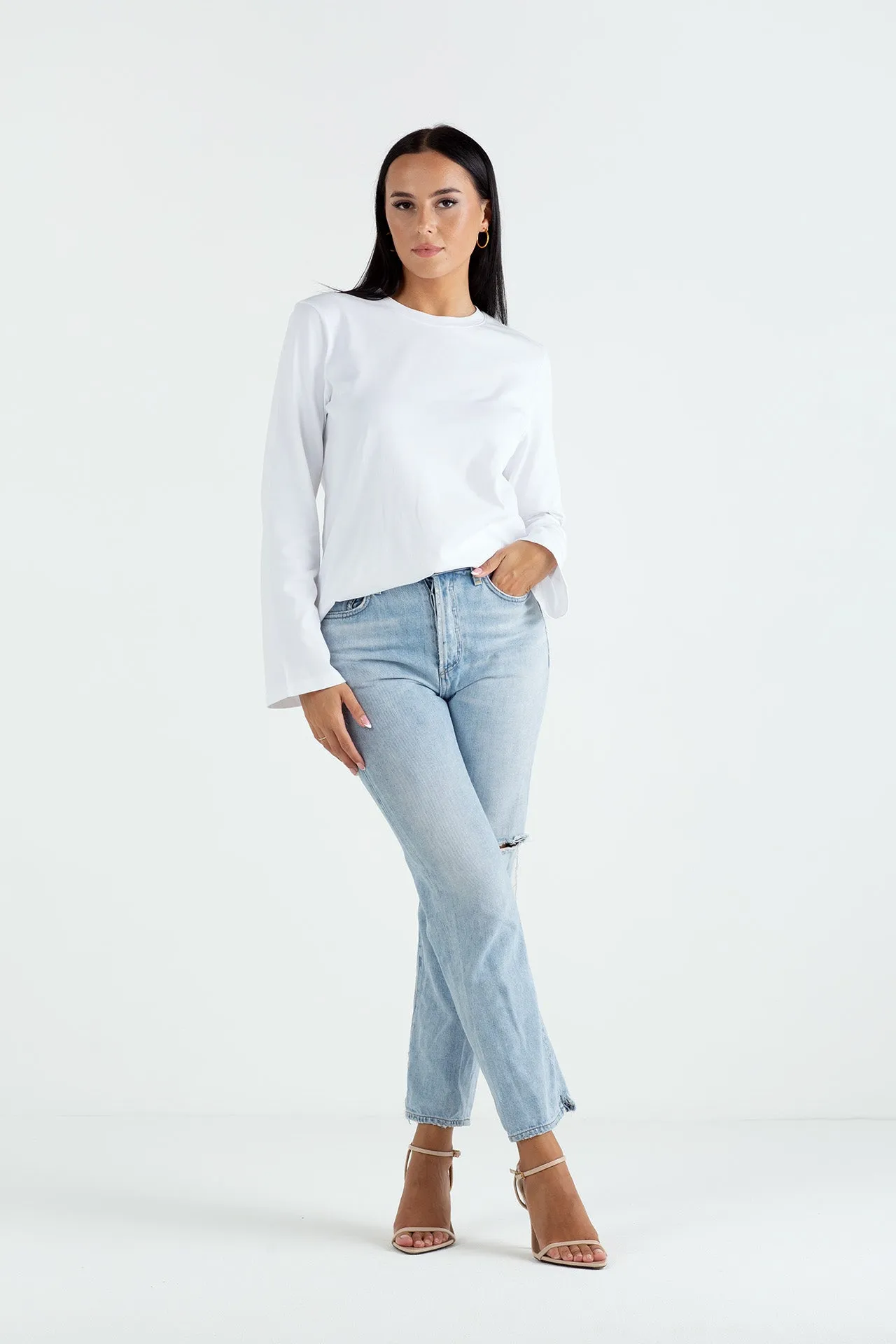 "The Anna Longsleeve" - Boyfriend T-shirt (White)