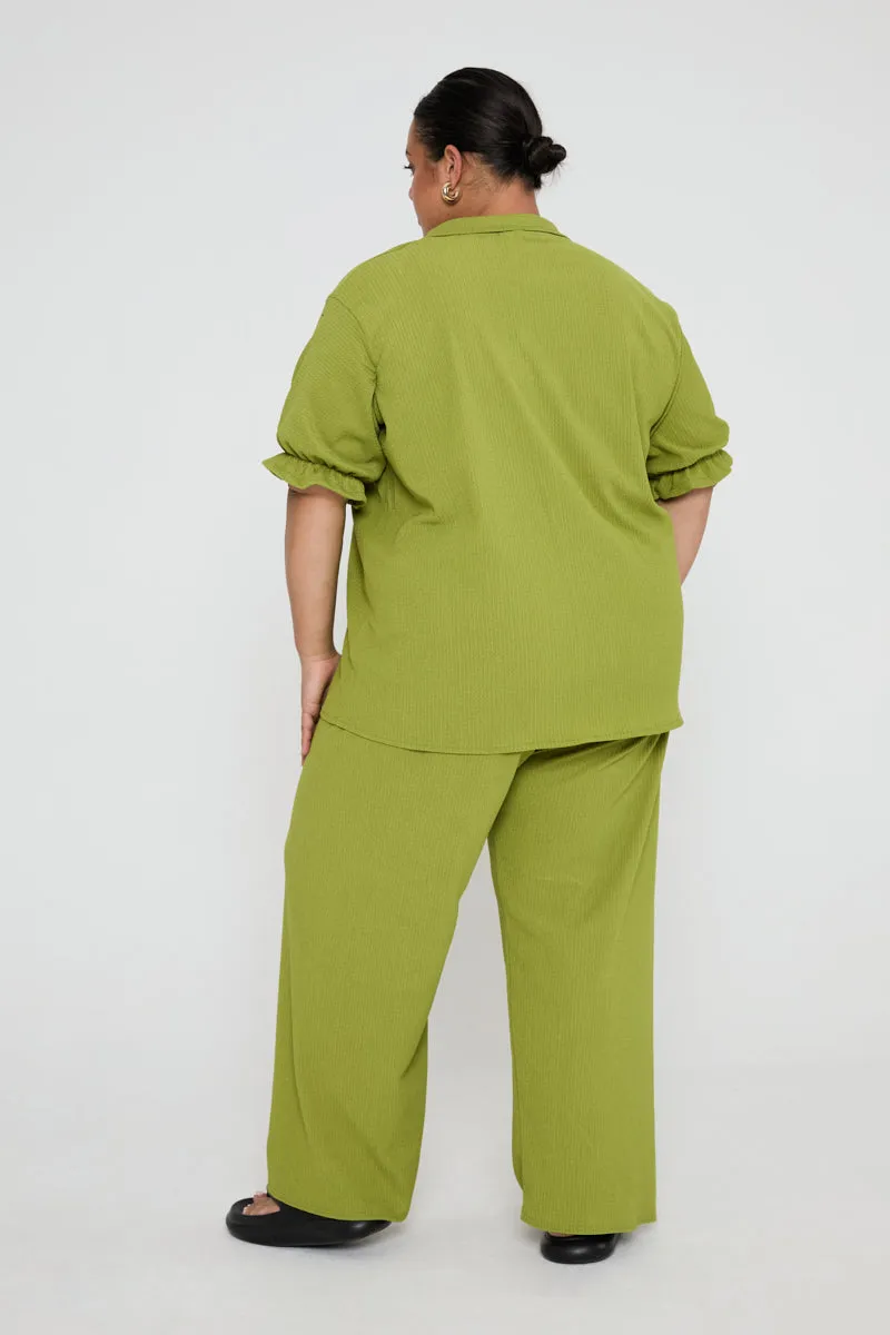 Textured Wide Leg Stretch Crinkle Trousers in Olive